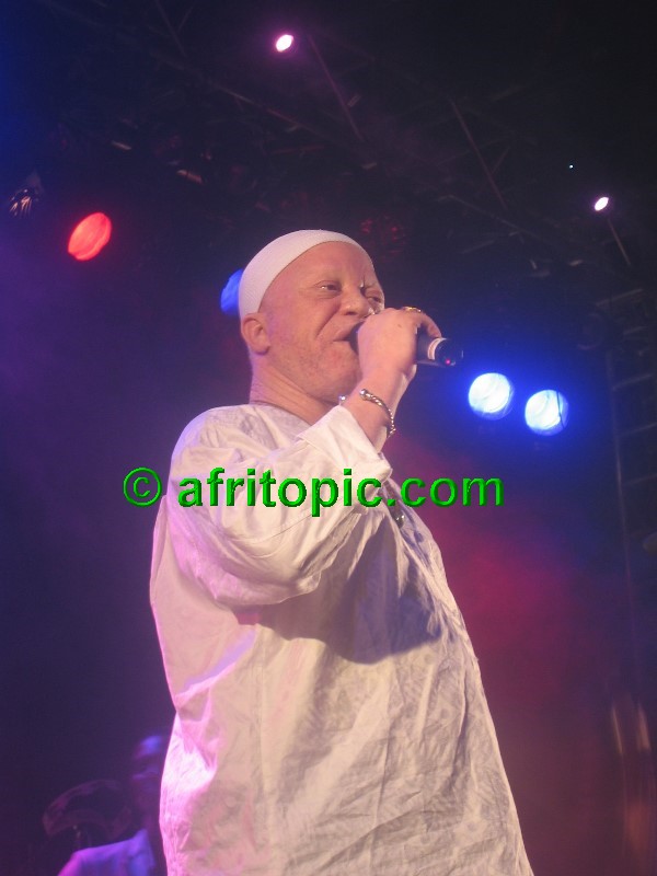 ../Images/afw2006b 166.jpg